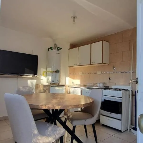 Los Cohiues Temporario, hotel en Río Grande