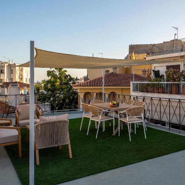 Live Life Plaka Apartment