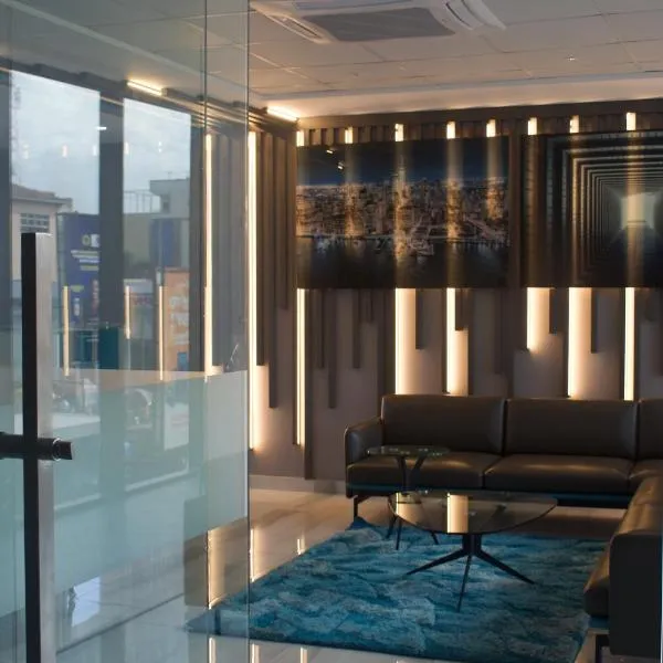 Bankable Roomzzz，位于阿克拉的酒店