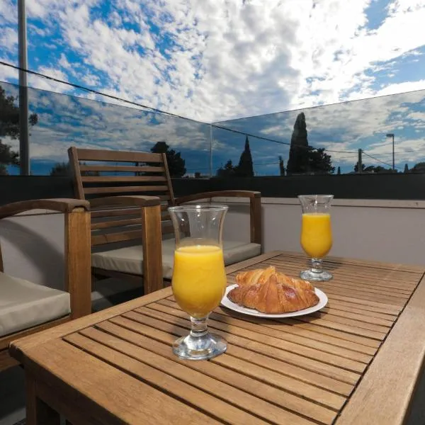 Mirjam Apartman, ξενοδοχείο σε Kastela