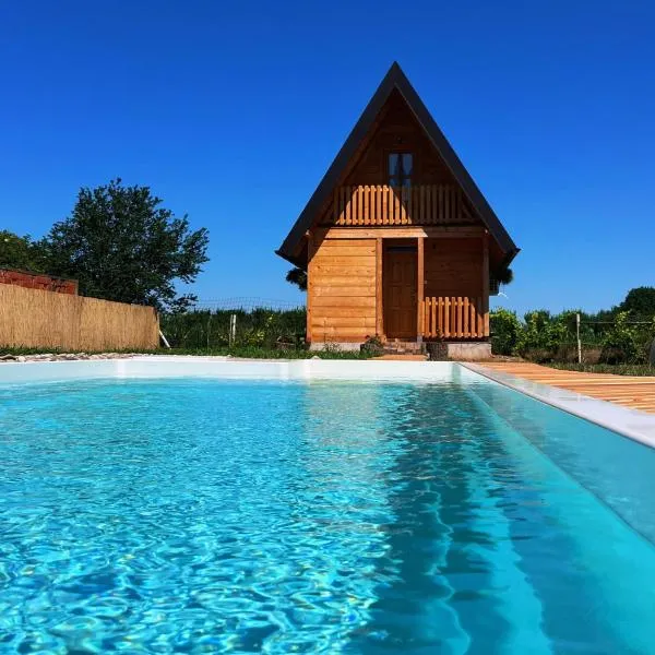 Kućica naša bajka, hotel in Kupinovo