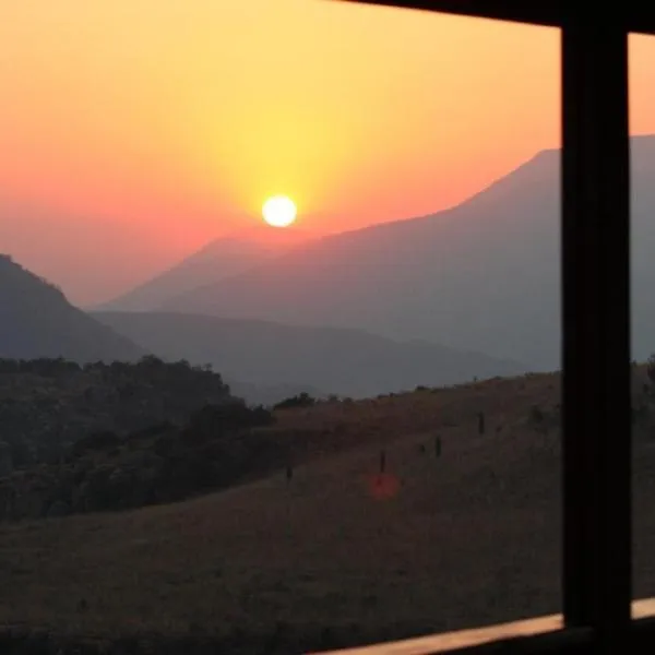 Acra-Retreat Mountain View Lodge, hotel en Waterval Boven