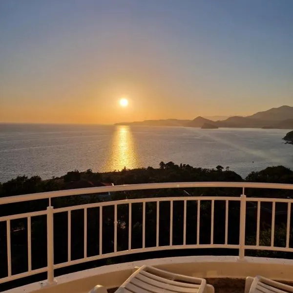 Vila Natalia, hotel v destinaci Petrovac na Moru