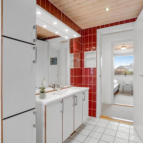 Stunning Home In Blvand With Kitchen