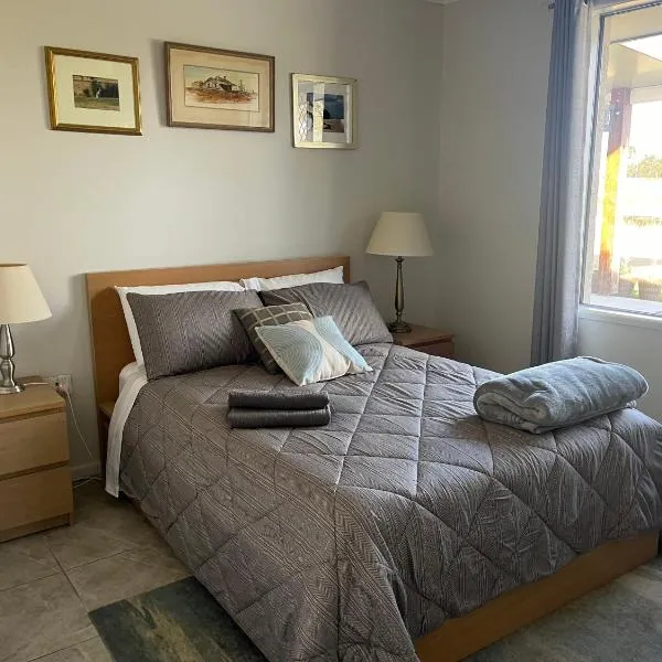 Freyjas Guest Suite, hotel v destinaci Curra