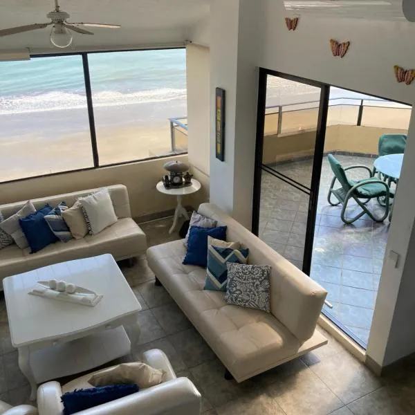 Duplex PH 8 pers Tonsupa Playa Almendro, ξενοδοχείο σε Tonsupa