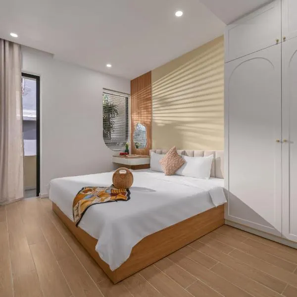 June House - Walk to Dragon Bridge, hotel v destinaci Danang