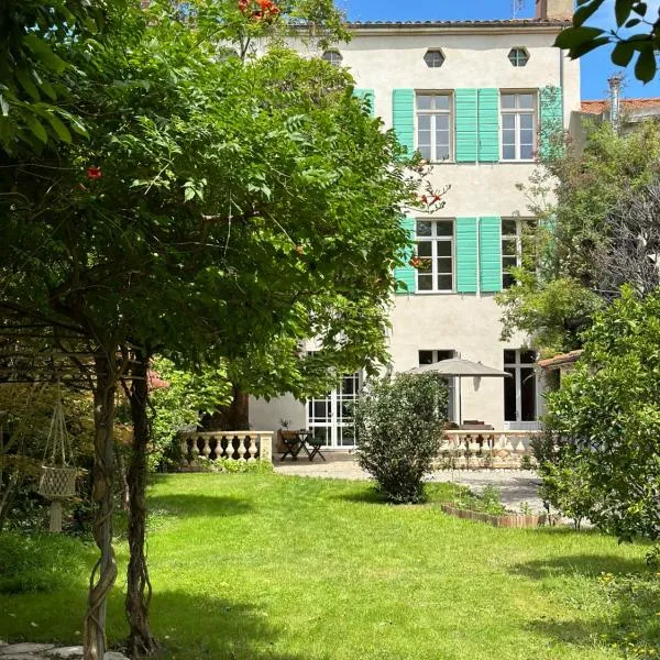 L'enthousiasme, hotel u gradu Prades