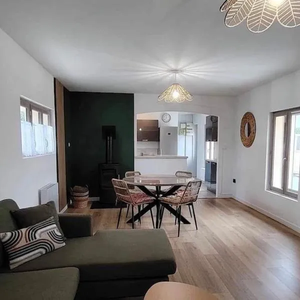 Le Jardin des Lacs Gîte Nature et SPA, hotel v destinaci Ardres