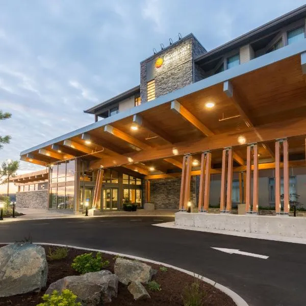 Comfort Inn & Suites, ξενοδοχείο σε Campbell River