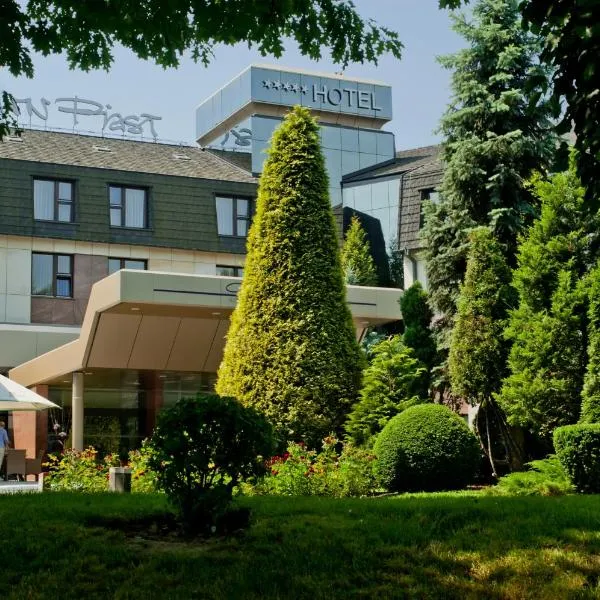 Booking Hotel & Spa, viešbutis Krokuvoje