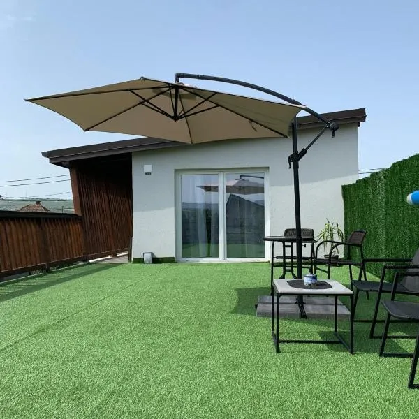 Luxus Cluj Airport Apartments, hotel in Cluj-Napoca