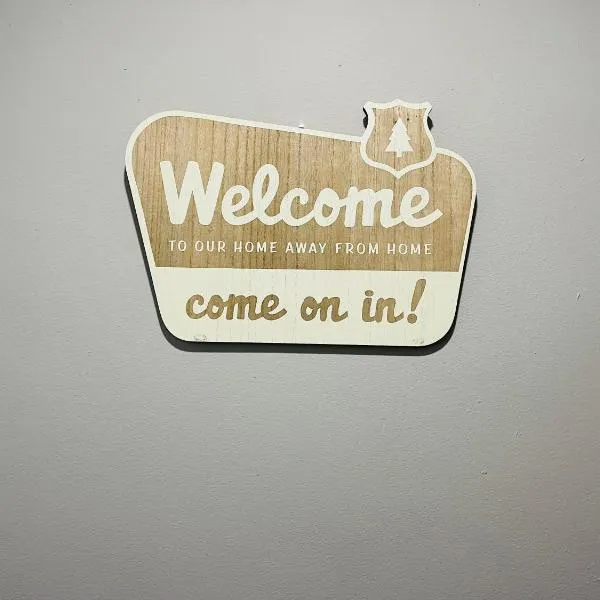 Holiday Home 7865LL, hotel in Niagara Falls