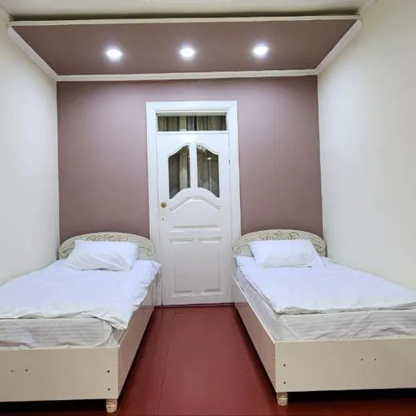 Sim-Sim Hostel, hotel in Panjakent