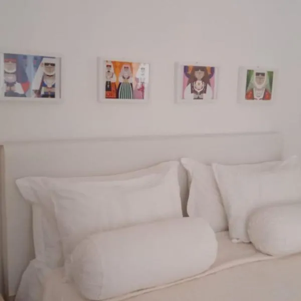 CIVICO 16A - Apartment - with private parking, Hotel in Quartu SantʼElena