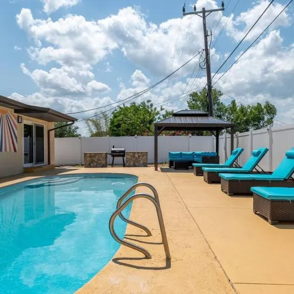 Cruise-Ready Oasis 15min to Beach & Port Canav & Huge Pool, hotel din Cocoa