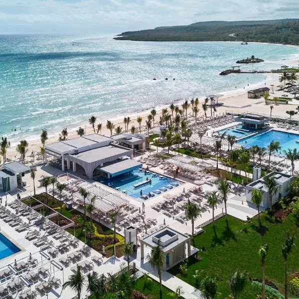 Riu Palace Aquarelle - All Inclusive, hôtel à Falmouth