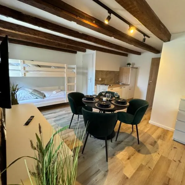 Apartmani Schega, hotel in Pag