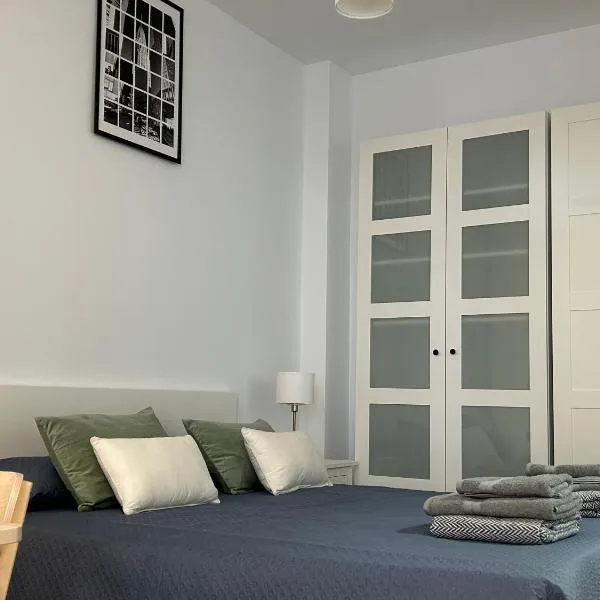 AZCA-Bernabéu Apartments, hotel in Madrid