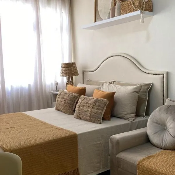 Boho Chic Studio Copacabana, hotel in Rio de Janeiro