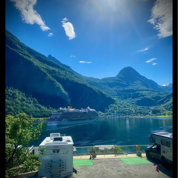 Solhaug Fjordcamping、ガイランゲルのホテル