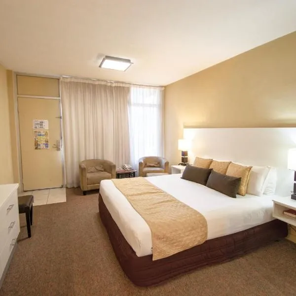 Elkira Court Motel、アリススプリングスのホテル