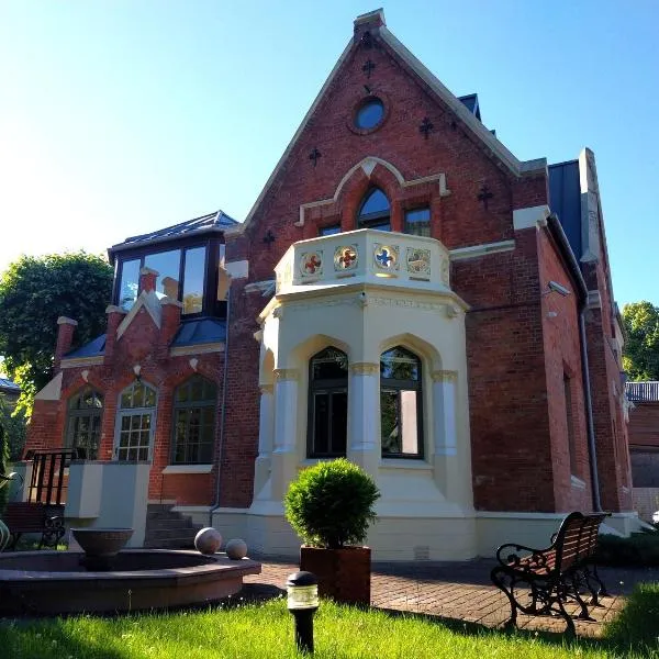 Pie Elvīras Guesthouse, hotel in Liepāja