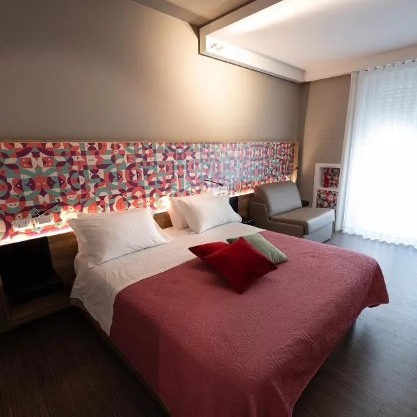 Bed In Centro, hotel in Naples