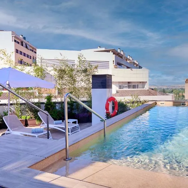 Apartamentos Luna Suites Granada, hotel i Granada
