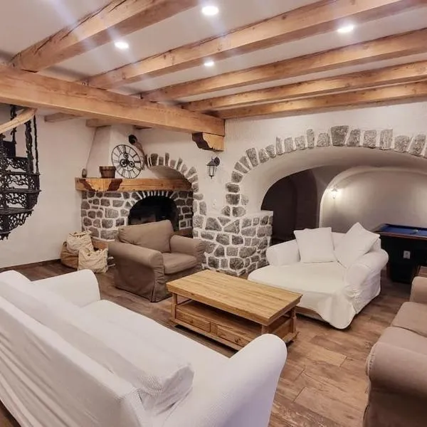 Grande Maison au pied du Col, hotel i Arvieux