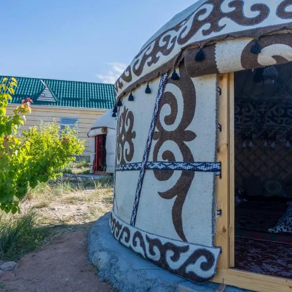 Guest house and yurt camp Svetlana, Hotel in Bokonbayevo