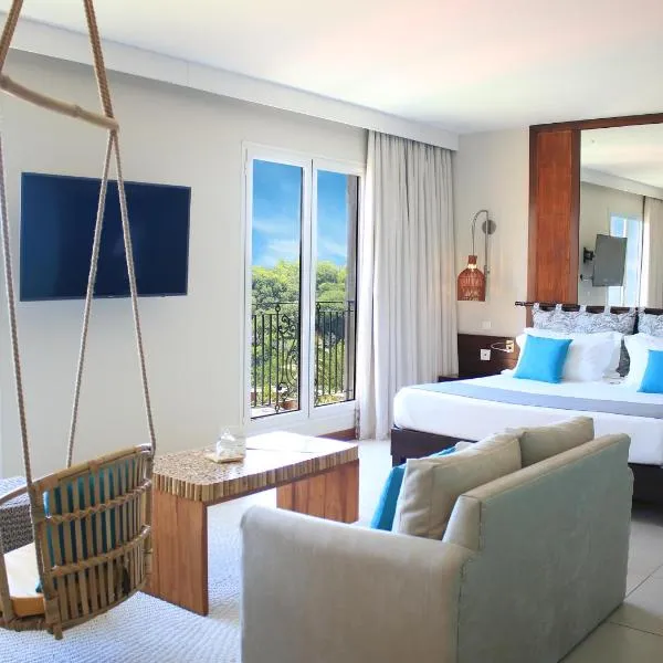 The Address Boutique Hotel, hotel v destinaci Baie du Tombeau