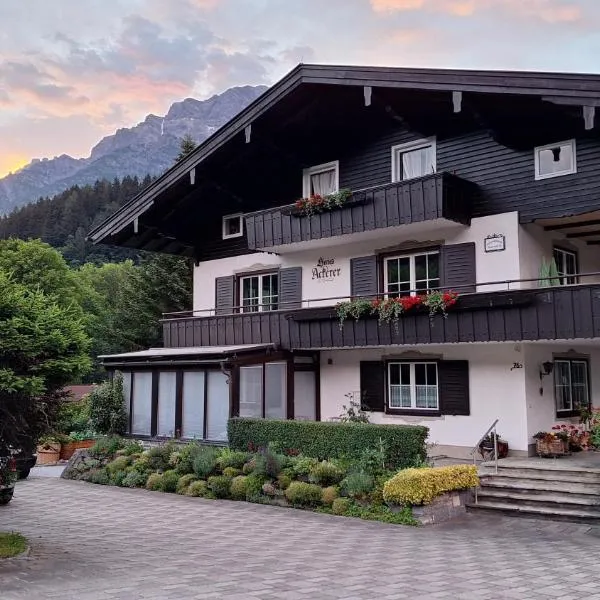 Haus Ackerer, hotell sihtkohas Leogang