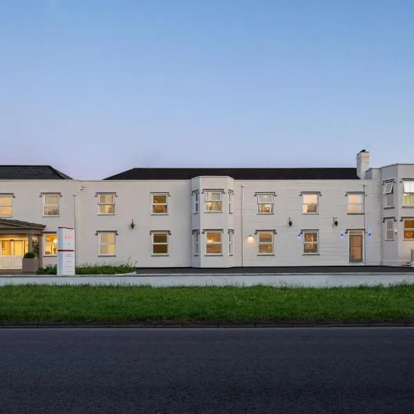 Ramada by Wyndham Cheltenham, hotel in Cheltenham