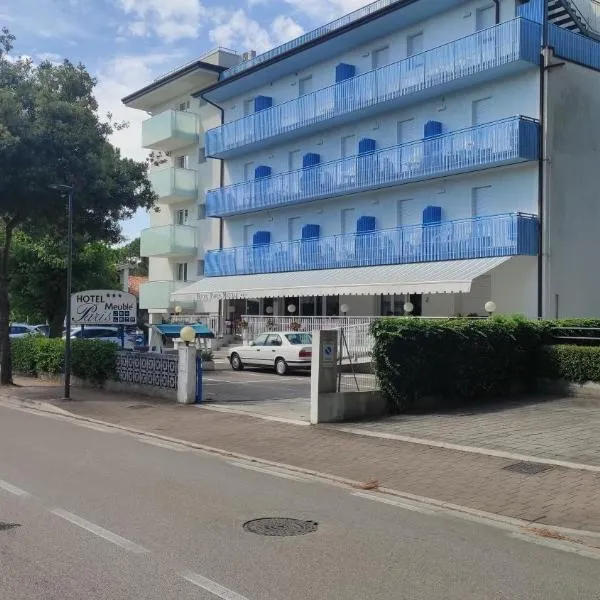 Hotel Paris, hotel v Lignanu Sabbiadoru