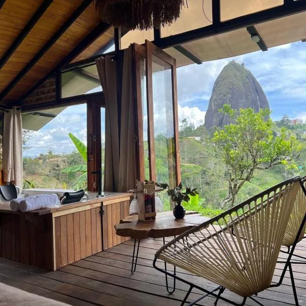 Ecoedén glamping, hotel in Guatapé