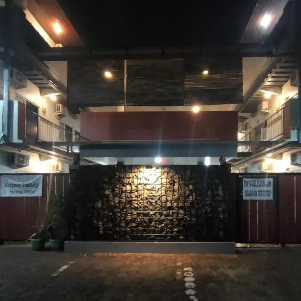 Puspiptek Residence Syariah Mitra RedDoorz, Hotel in Serpong
