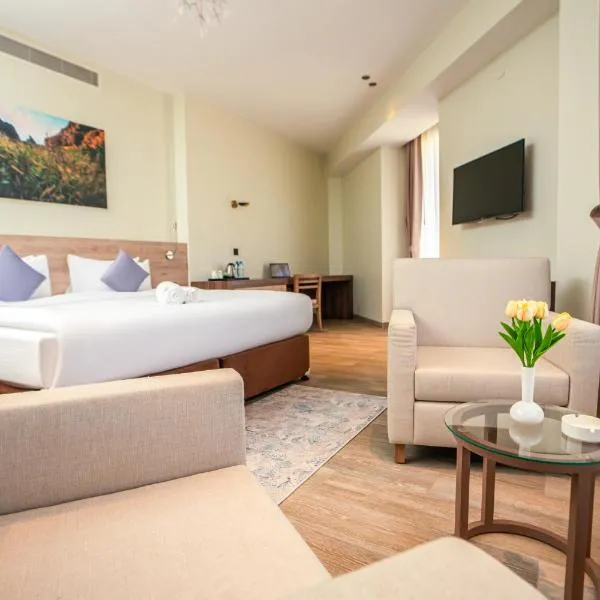 Kyriad Muscat, hotel a Mascate