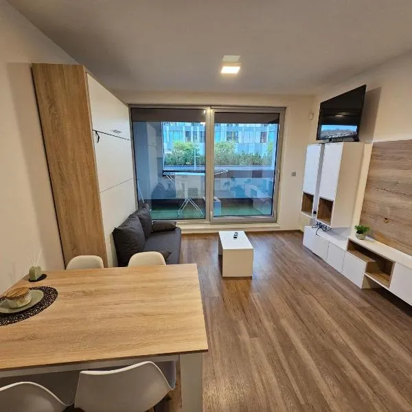 NEW Apartment - O2 Arena Prague with parking, hotel in Prague