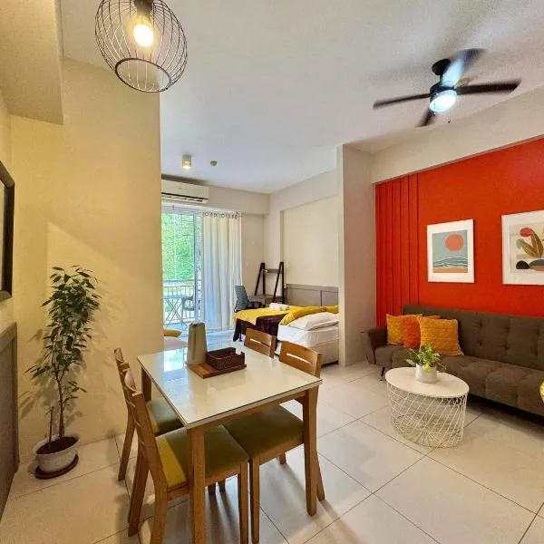 Sunset Room at Pico - Hamilo Coast Pico De Loro, hôtel à Nasugbu