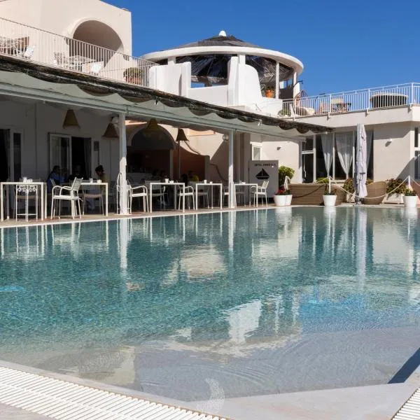 Hotel Chiaia Di Luna, hotel din Ponza
