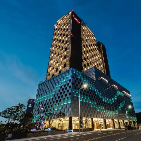 Ramada Plaza by Wyndham Dolsan Yeosu, hotel in Yeosu