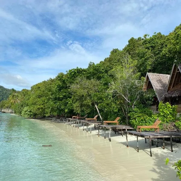 Warahnus dive homestay, hotel a Kri