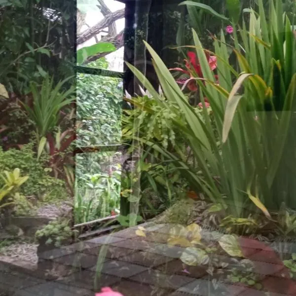 Casa do Bosque, hotel in Caeté-Açu