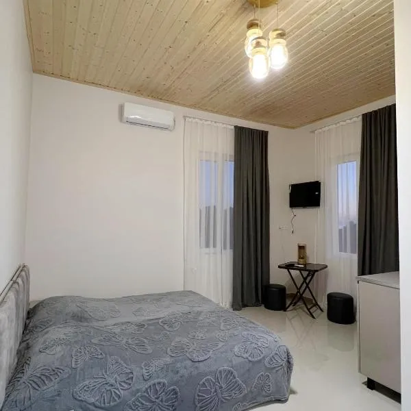 Гостевой дом Руслан, ξενοδοχείο στο Μπατούμι