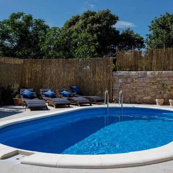 Villa Fjaka Rab, hotel v destinaci Barbat na Rabu