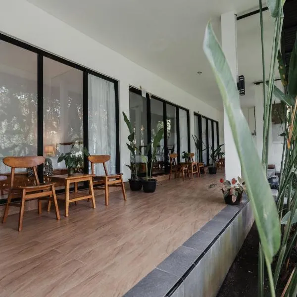 Dana's House, hotel in Tabanan