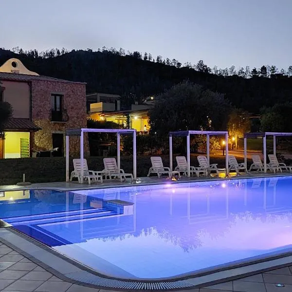 Hotel Cardedu, hotel di Cardedu