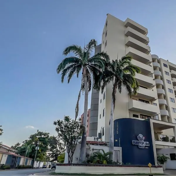Hotel Puerto Playa Suites, hotel em El Morro de Barcelona