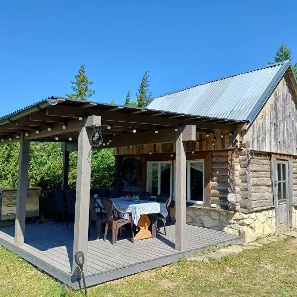 Intsu suvemaja, hotel din Liiva